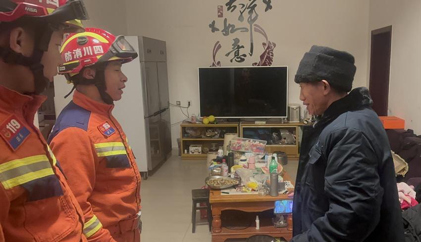 成都地震最新消息剛剛發(fā)布，多方聯(lián)動，救援進展迅速