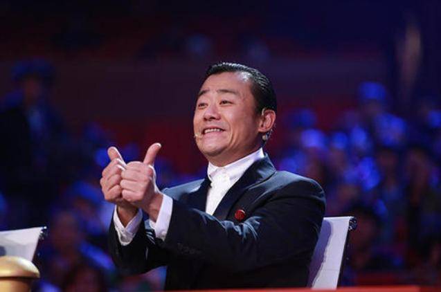 周立波最新消息，舞臺魅力依舊，人生經(jīng)歷更豐富